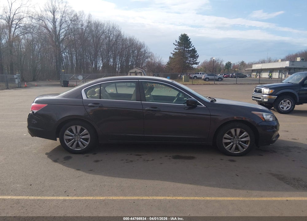 2012 HONDA ACCORD 2.4 EX VIN: 1HGCP2F77CA131483