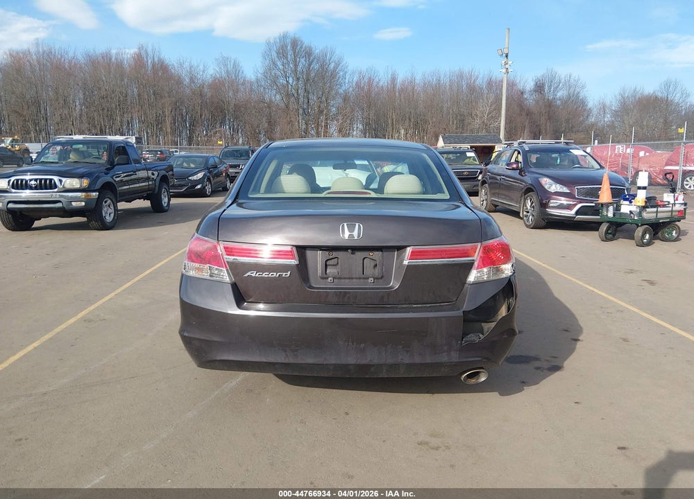 2012 HONDA ACCORD 2.4 EX VIN: 1HGCP2F77CA131483