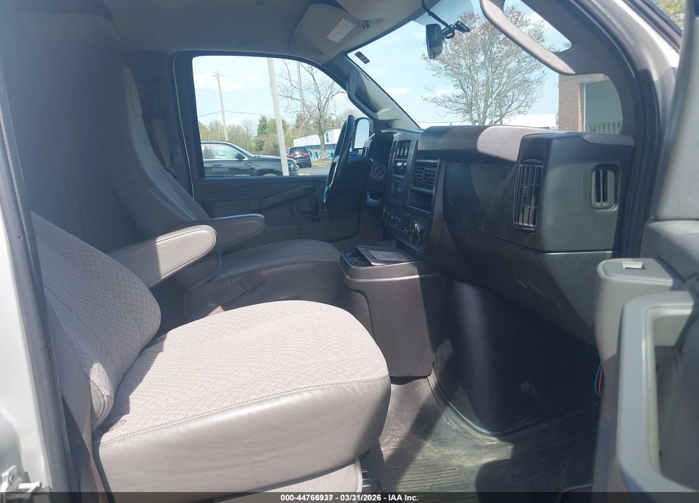 2018 CHEVROLET EXPRESS 2500 WORK VAN VIN: 1GCWGAFG0J1313822