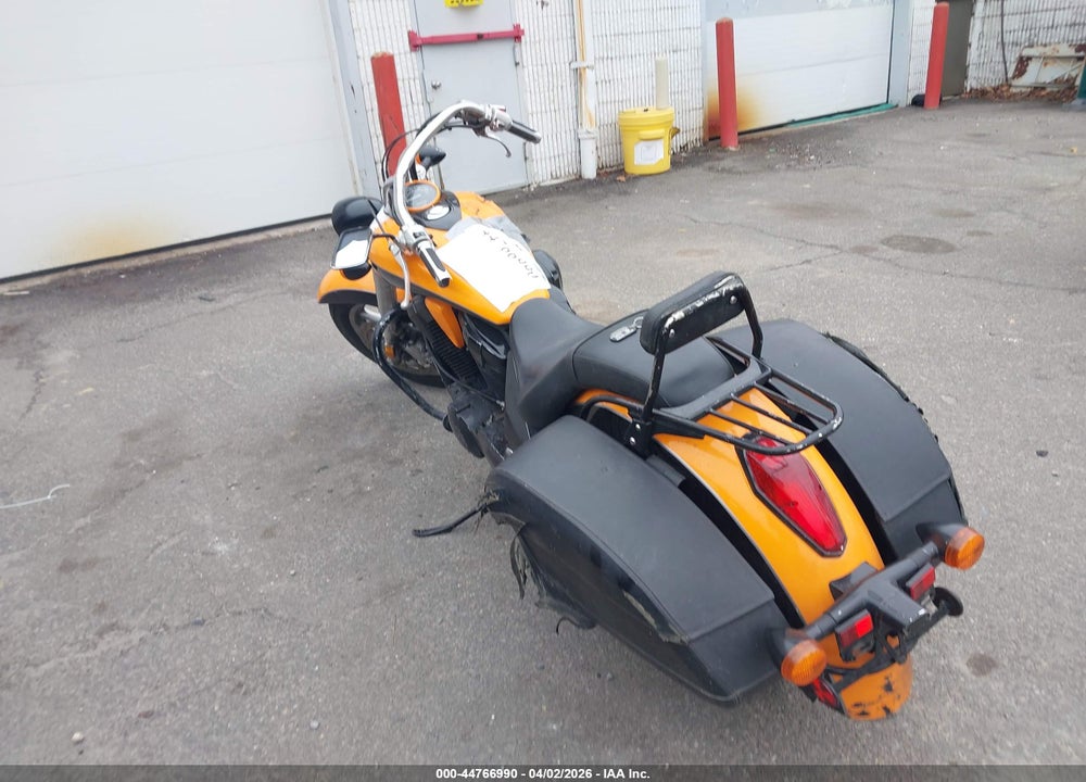 2011 HONDA VT1300 CTA VIN: JH2SC66J3BK000009