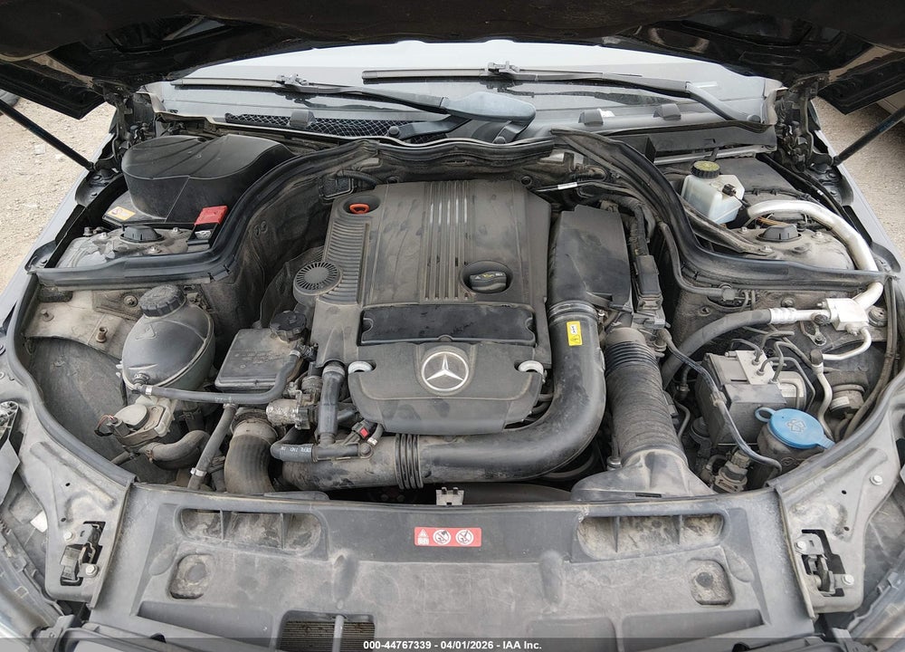 2013 MERCEDES-BENZ C 250 VIN: WDDGJ4HB5DG035547