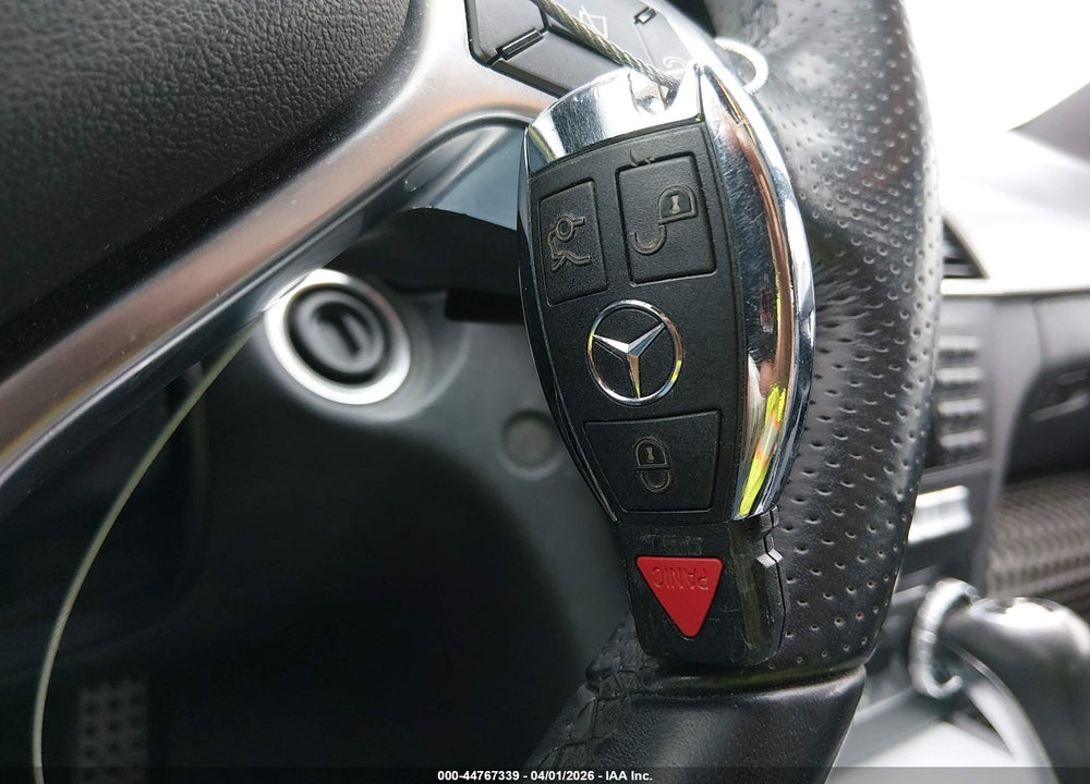 2013 MERCEDES-BENZ C 250 VIN: WDDGJ4HB5DG035547