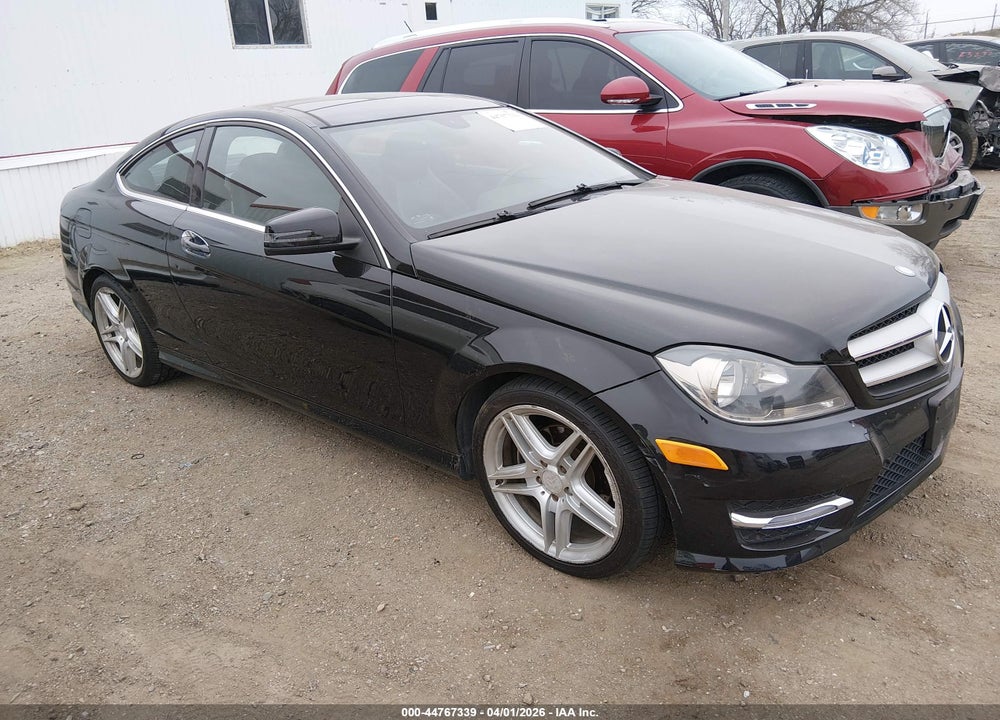 2013 MERCEDES-BENZ C 250 VIN: WDDGJ4HB5DG035547