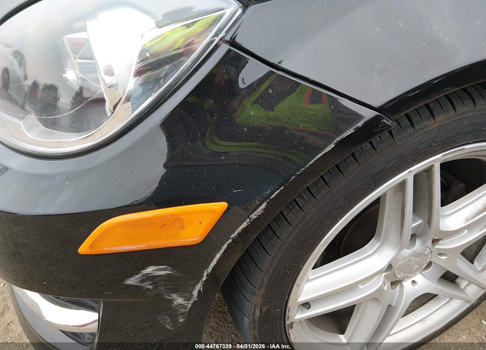 2013 MERCEDES-BENZ C 250 VIN: WDDGJ4HB5DG035547