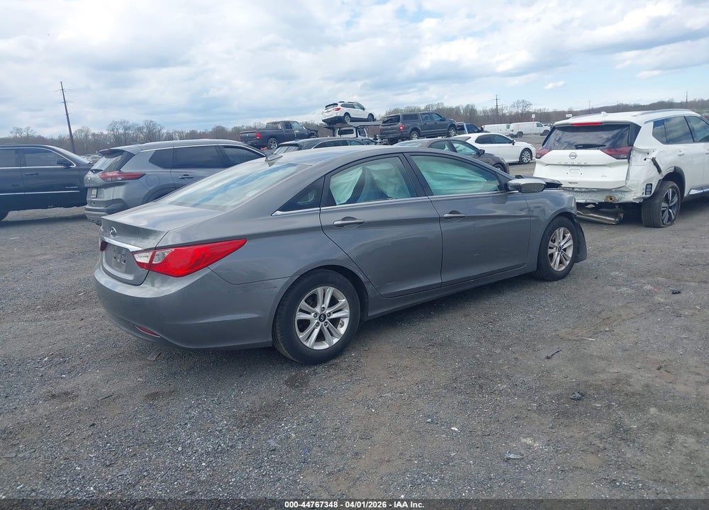 2013 HYUNDAI SONATA GLS VIN: 5NPEB4AC8DH531004