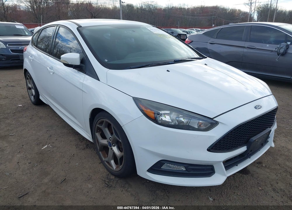 2016 FORD FOCUS ST VIN: 1FADP3L9XGL342661