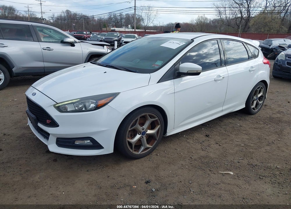 2016 FORD FOCUS ST VIN: 1FADP3L9XGL342661
