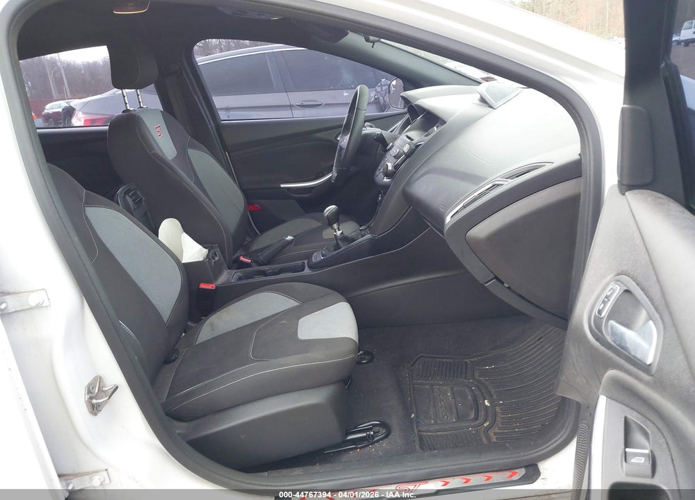 2016 FORD FOCUS ST VIN: 1FADP3L9XGL342661