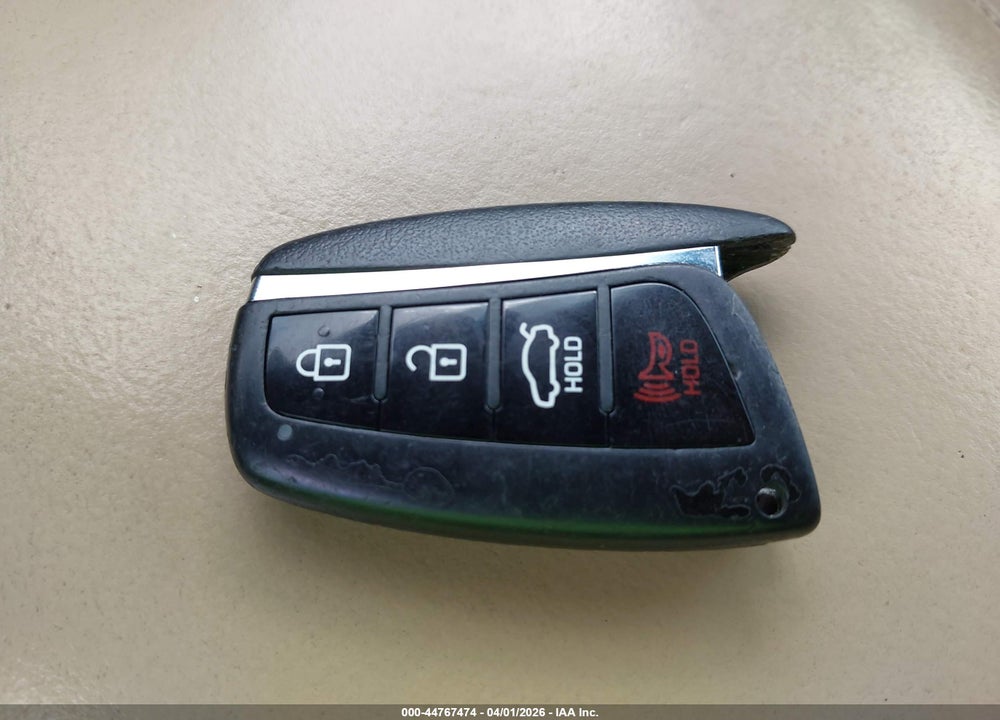 2015 HYUNDAI AZERA VIN: KMHFG4JG7FA448095