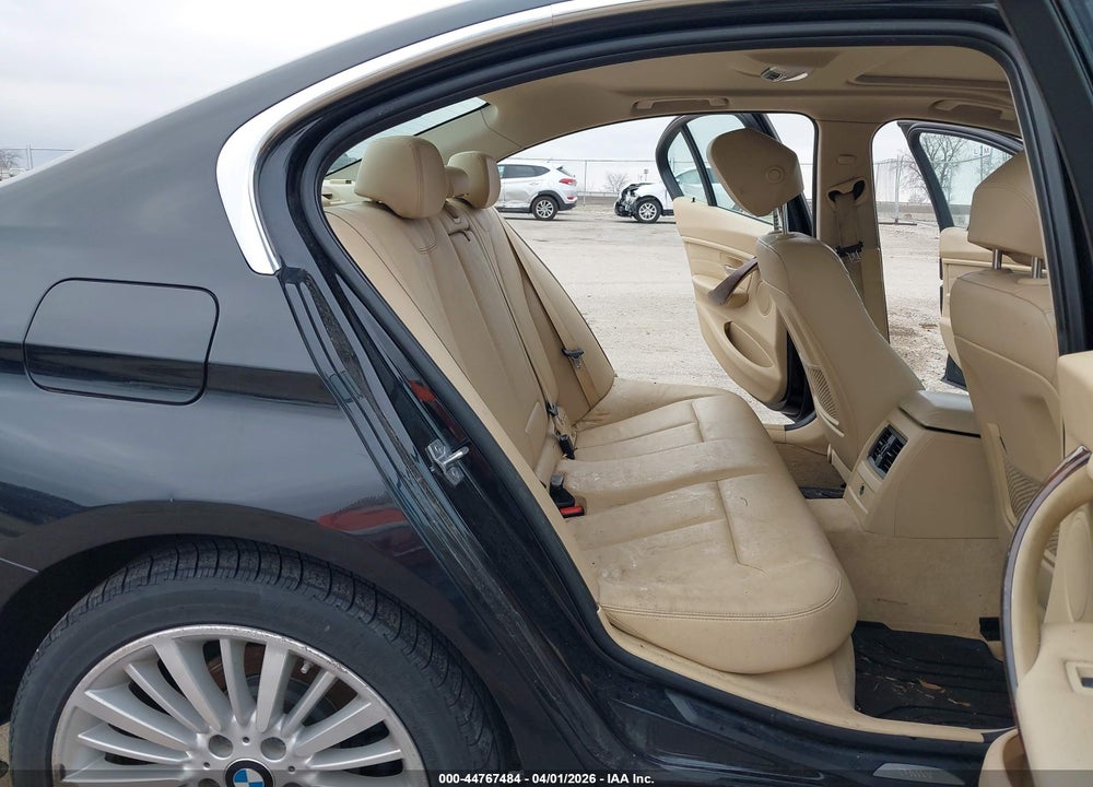 2013 BMW 328I XDRIVE VIN: WBA3B3C5XDJ698310
