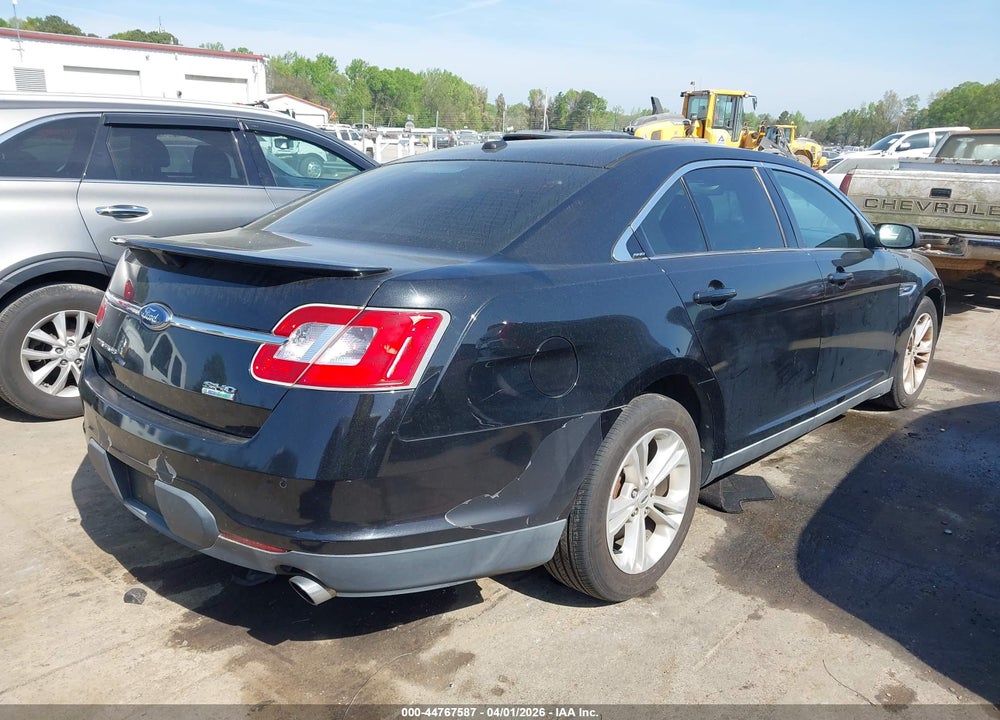 2010 FORD TAURUS SHO VIN: 1FAHP2KT1AG130983