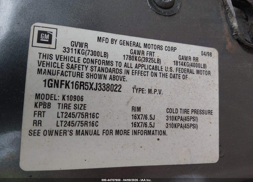 1999 CHEVROLET SUBURBAN 1500 LT VIN: 1GNFK16R5XJ338022