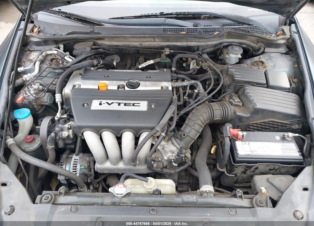 2004 HONDA ACCORD 2.4 EX VIN: JHMCM56874C030661