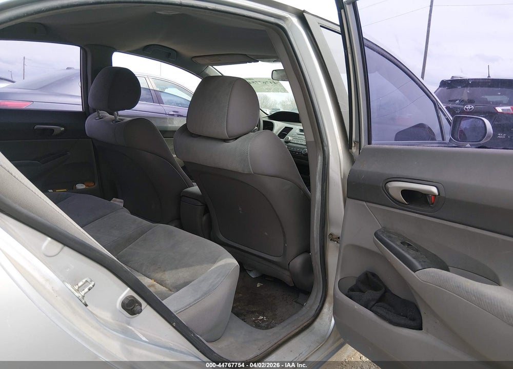 2009 HONDA CIVIC LX VIN: 1HGFA16589L000728
