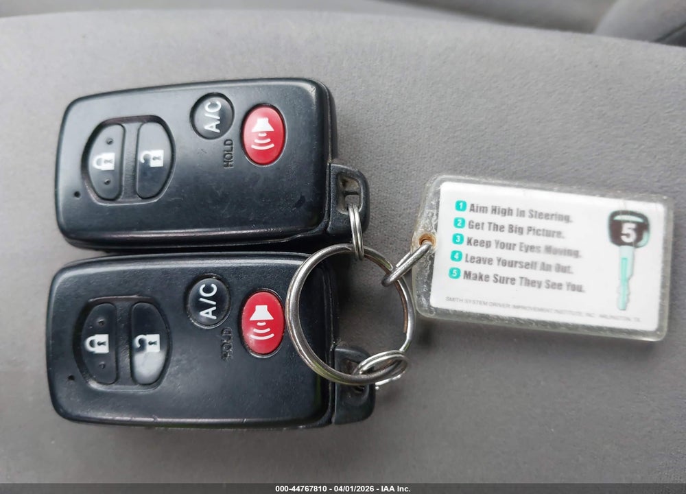 2010 TOYOTA PRIUS III VIN: JTDKN3DU6A0099207