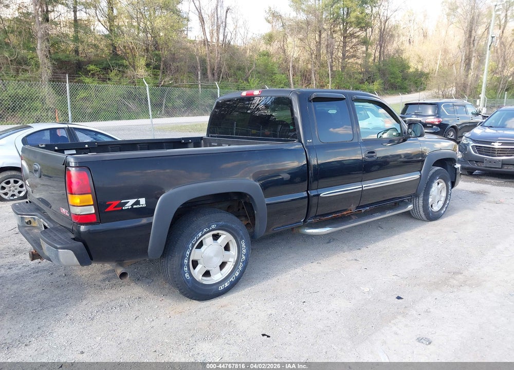 2005 GMC SIERRA 1500 SLE VIN: 1GTEK19Z35Z307446
