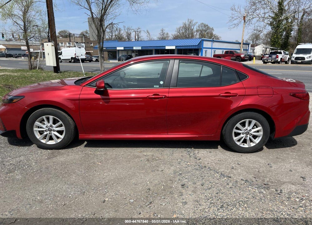 2025 TOYOTA CAMRY LE VIN: 4T1DAACK1SU129485