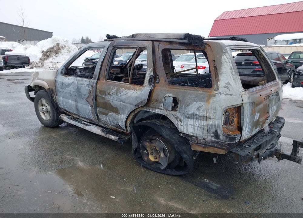 2003 NISSAN PATHFINDER SE VIN: JN8DR09Y93W817103