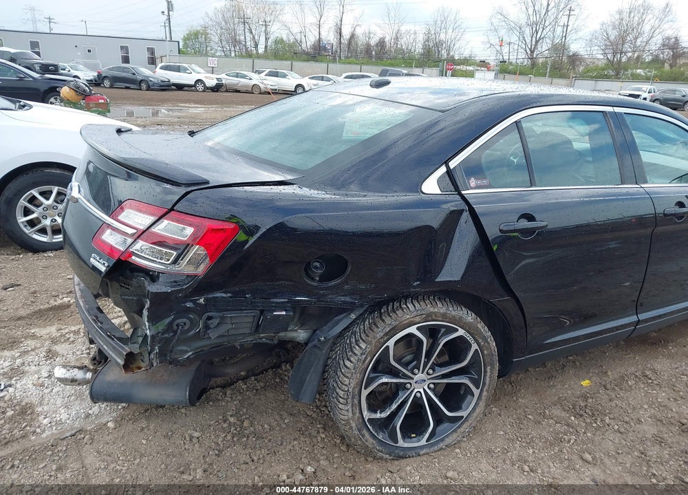 2019 FORD TAURUS SHO VIN: 1FAHP2KT6KG100721