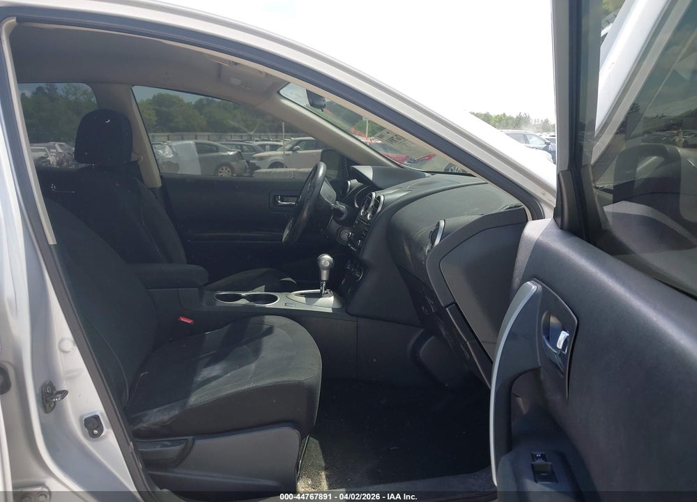 2013 NISSAN ROGUE S VIN: JN8AS5MVXDW136841