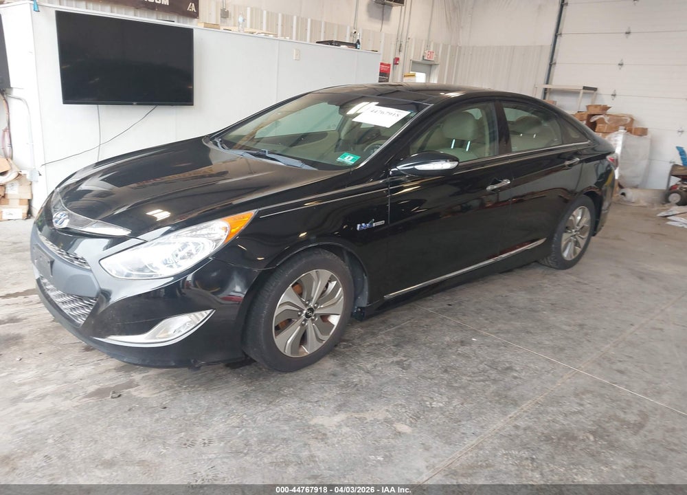 2014 HYUNDAI SONATA HYBRID LIMITED VIN: KMHEC4A48EA104237