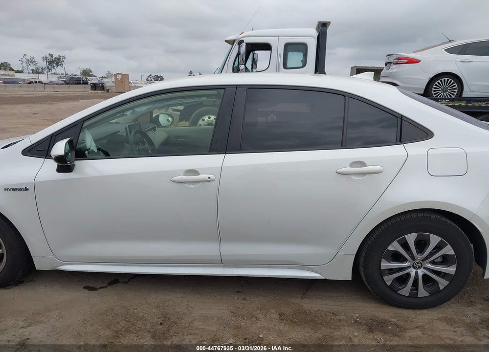 2021 TOYOTA COROLLA HYBRID LE VIN: JTDEAMDE0MJ031832