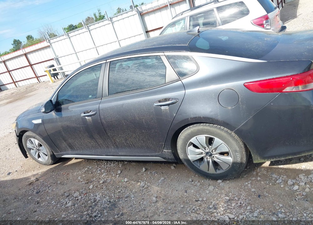 2017 KIA OPTIMA HYBRID VIN: KNAGT4LEXH5009031