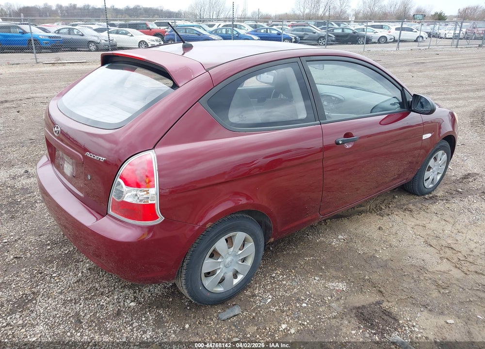 2007 HYUNDAI ACCENT GS VIN: KMHCM36C97U054125