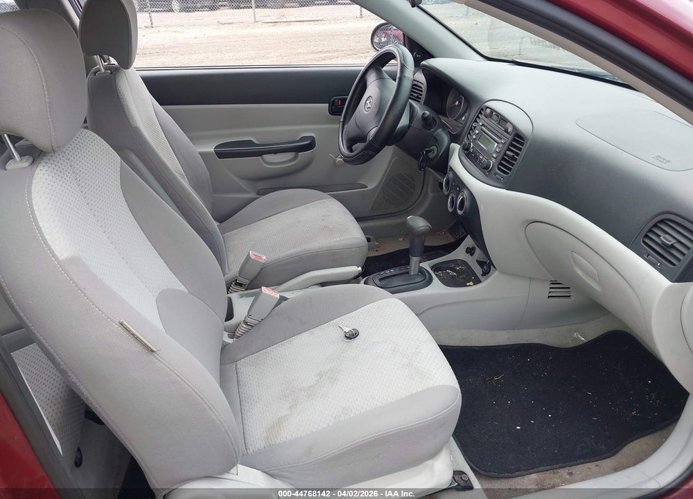 2007 HYUNDAI ACCENT GS VIN: KMHCM36C97U054125