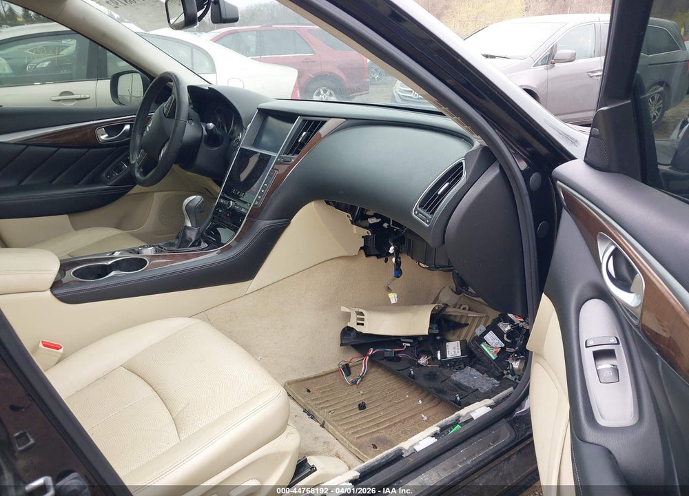 2014 INFINITI Q50 PREMIUM VIN: JN1BV7AR0EM688942