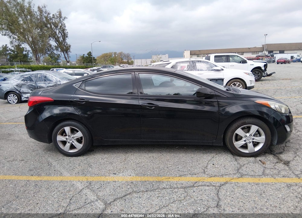 2013 HYUNDAI ELANTRA GLS VIN: KMHDH4AE3DU019454