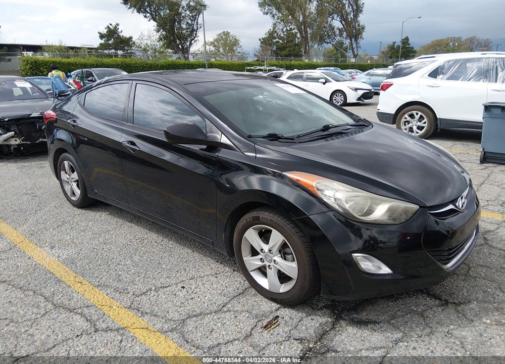 2013 HYUNDAI ELANTRA GLS VIN: KMHDH4AE3DU019454