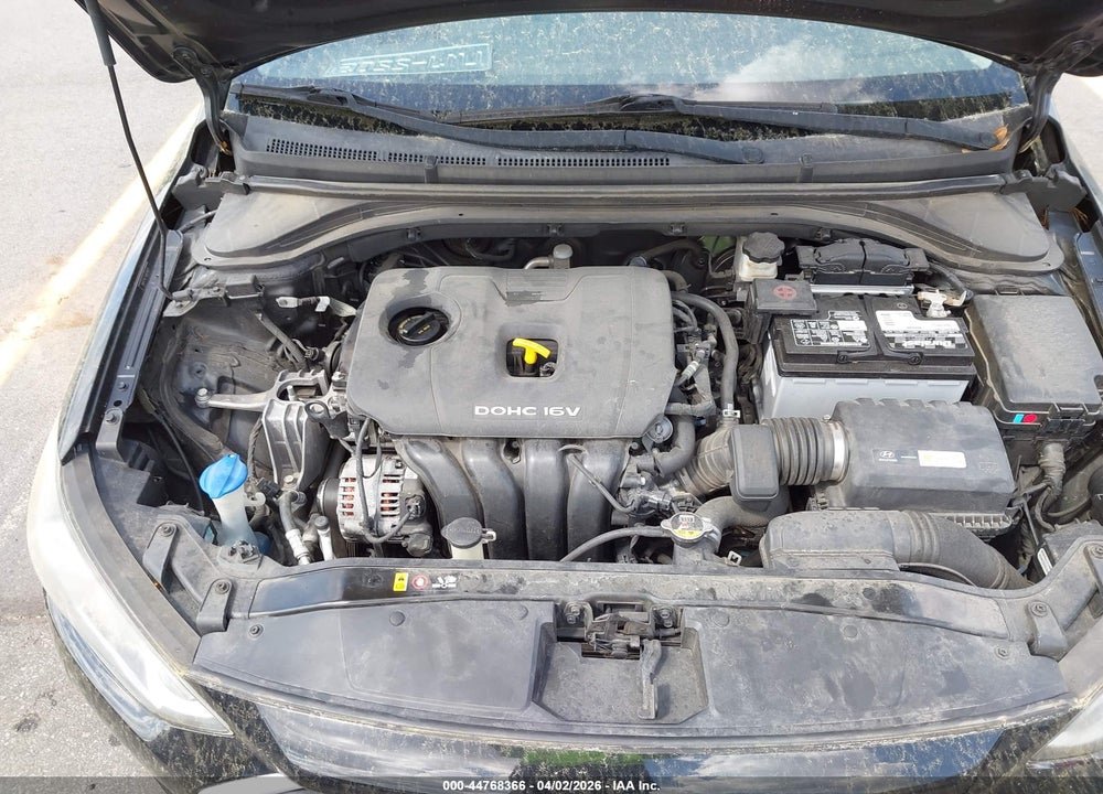 2018 HYUNDAI ELANTRA SE VIN: 5NPD74LF1JH217677