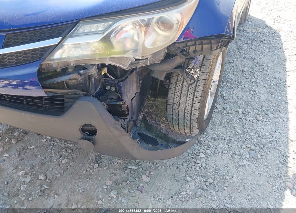 2014 TOYOTA RAV4 XLE VIN: 2T3WFREV9EW113949