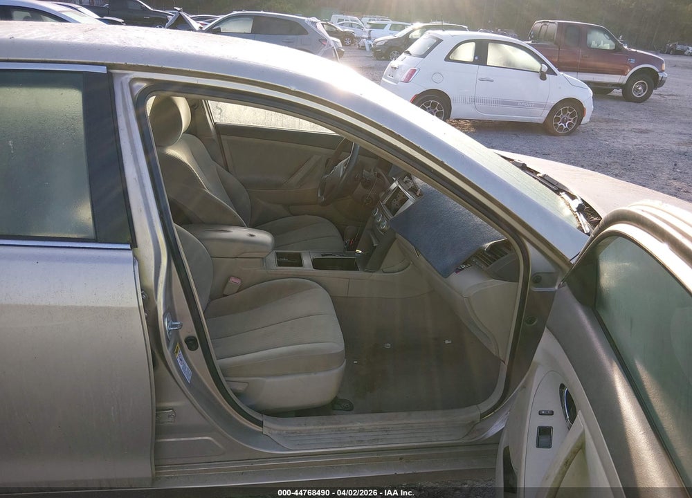 2008 TOYOTA CAMRY LE VIN: 4T1BE46K18U752297