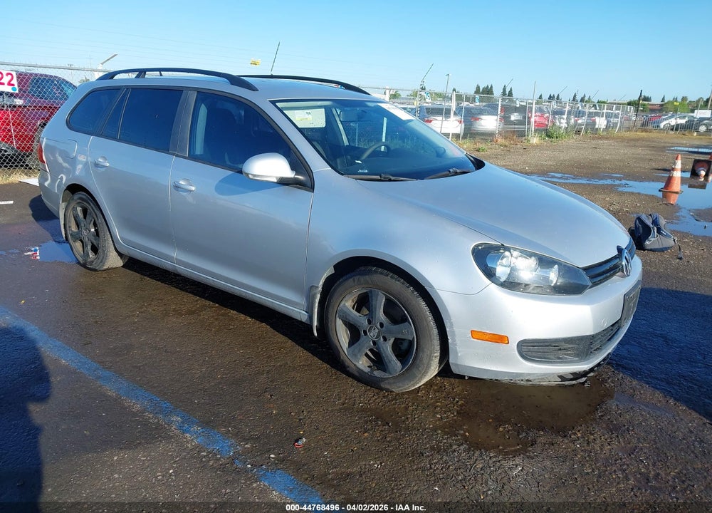2014 VOLKSWAGEN JETTA SPORTWAGEN 2.5L S VIN: 3VWPP7AJ2EM600840