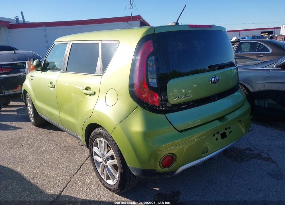 2018 KIA SOUL + VIN: KNDJP3A50J7902717