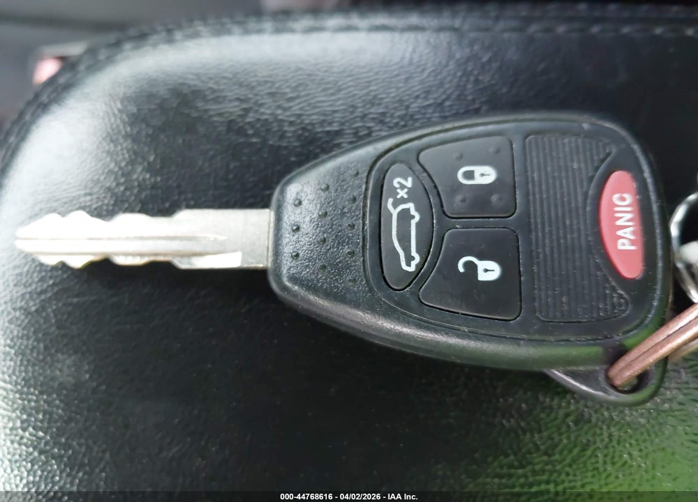 2014 CHRYSLER 200 TOURING VIN: 1C3CCBBG5EN187082