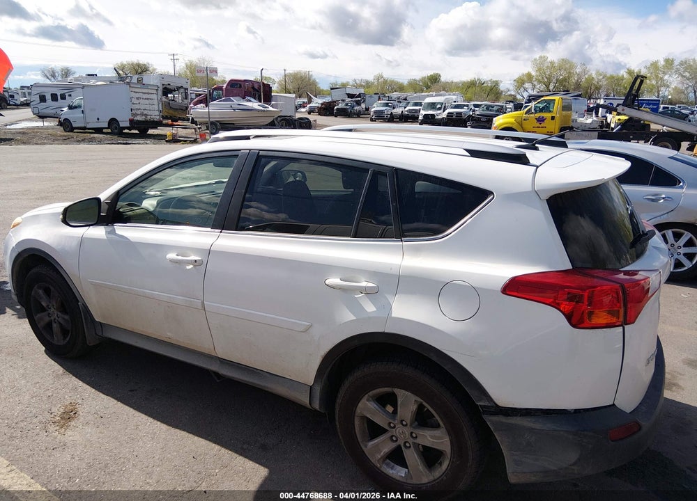 2014 TOYOTA RAV4 XLE VIN: JTMRFREV7EJ012355