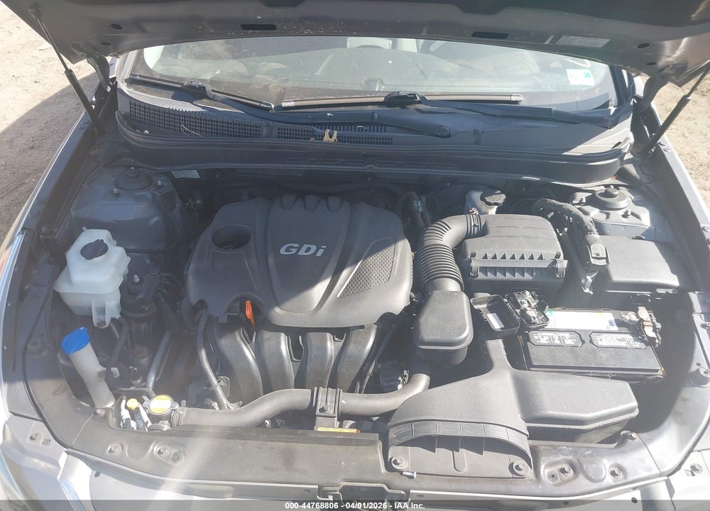 2011 HYUNDAI SONATA VIN: 5NPEB4AC5BH197835