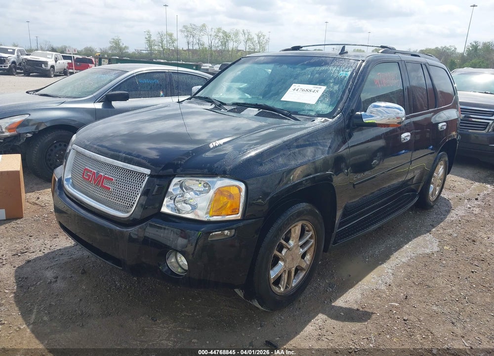 2007 GMC ENVOY DENALI VIN: 1GKES63M072198101