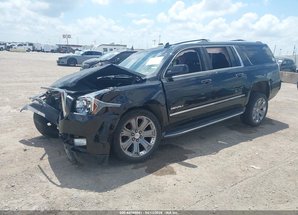 2015 GMC YUKON XL 1500 DENALI VIN: 1GKS2JKJ6FR638969