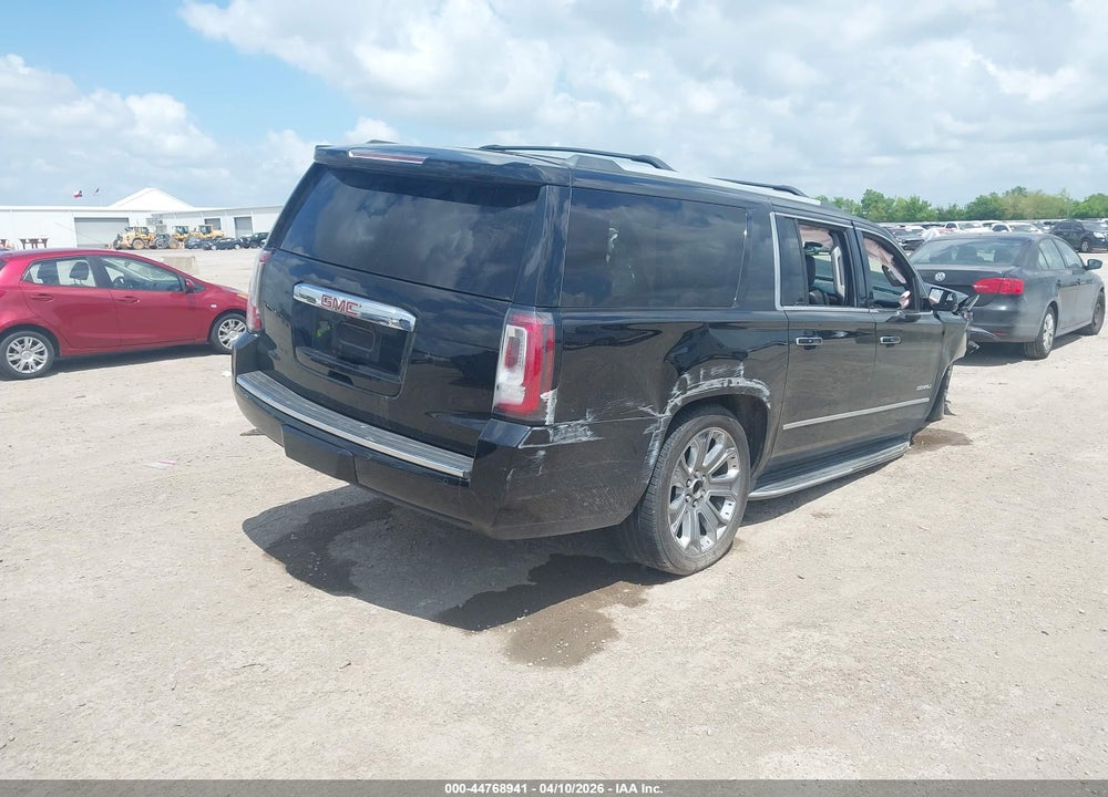2015 GMC YUKON XL 1500 DENALI VIN: 1GKS2JKJ6FR638969