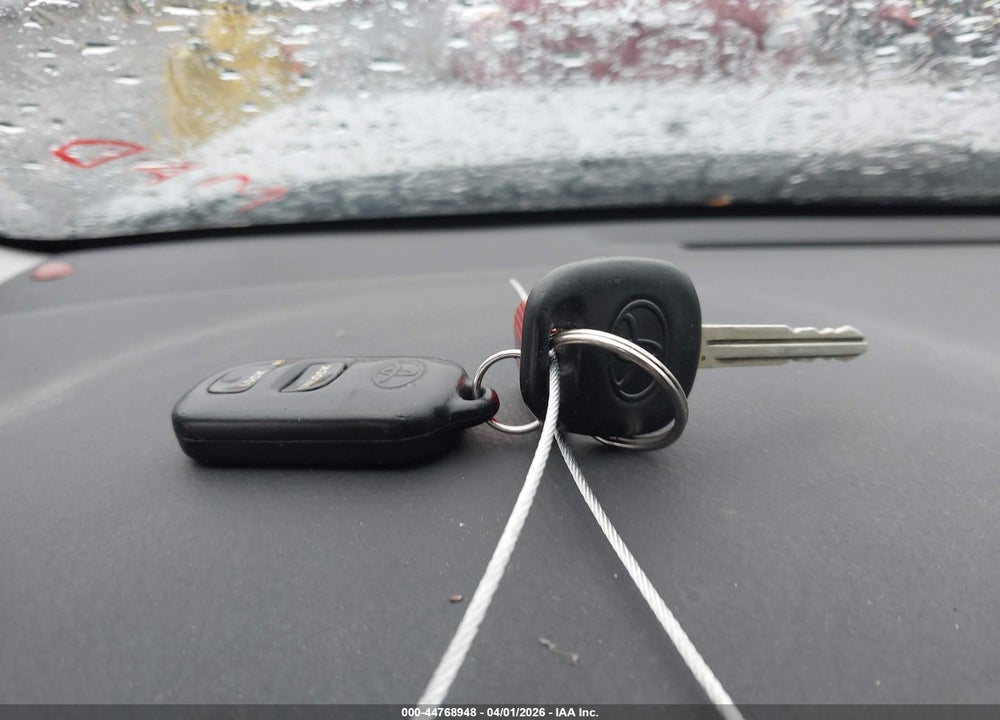 2008 TOYOTA COROLLA S VIN: 1NXBR32E48Z028845