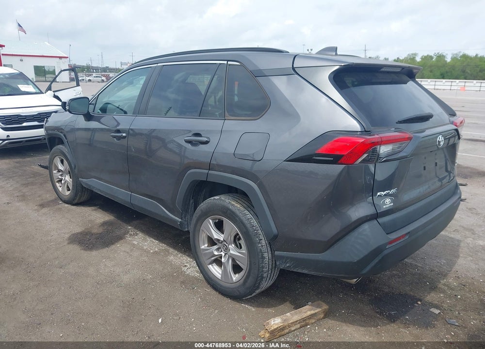 2022 TOYOTA RAV4 XLE VIN: 2T3W1RFV8NW204899