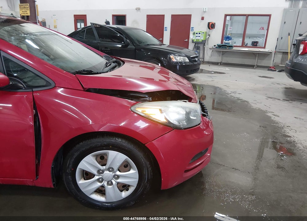 2016 KIA FORTE LX VIN: KNAFK4A6XG5513071