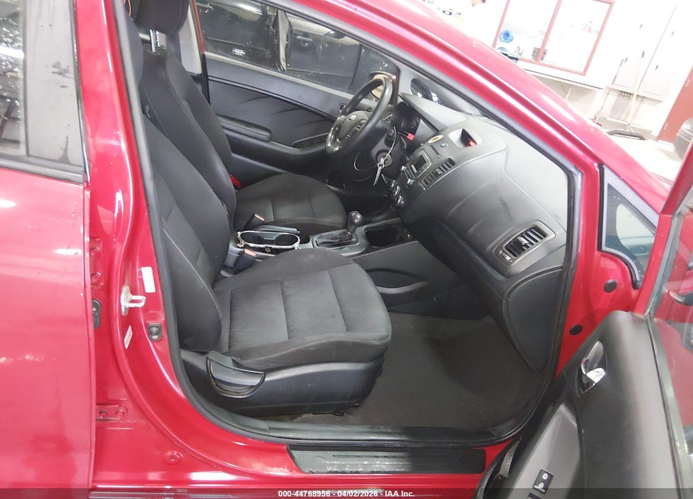 2016 KIA FORTE LX VIN: KNAFK4A6XG5513071