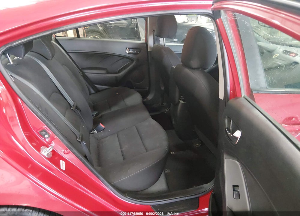 2016 KIA FORTE LX VIN: KNAFK4A6XG5513071