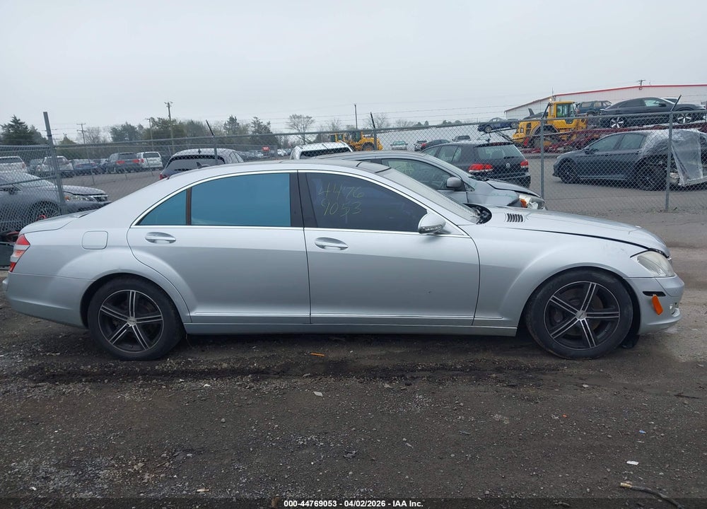 2009 MERCEDES-BENZ S 550 4MATIC VIN: WDDNG86X59A262937