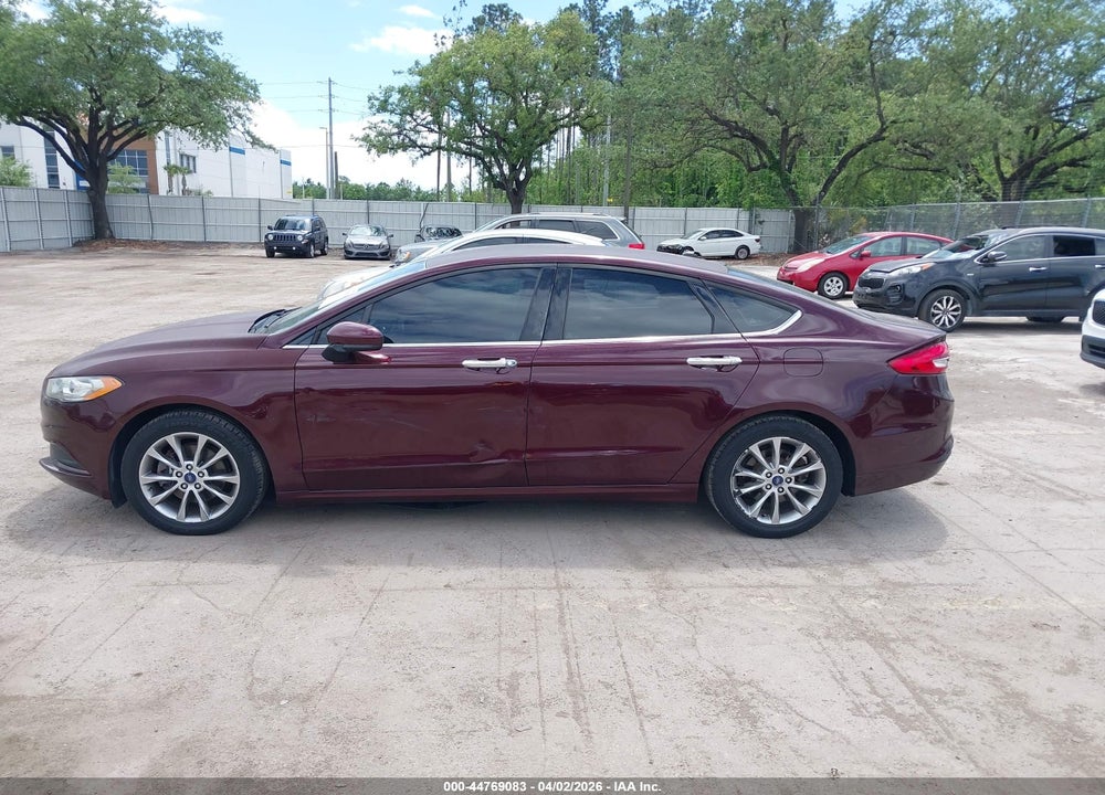 2017 FORD FUSION SE VIN: 3FA6P0HD8HR175529